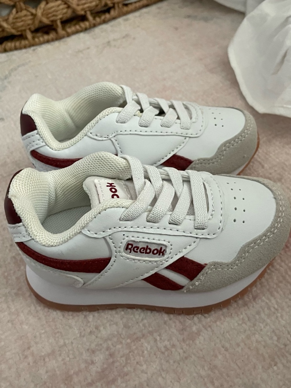 Reebok infant Classic Leather Sneakers - White with Burgundy